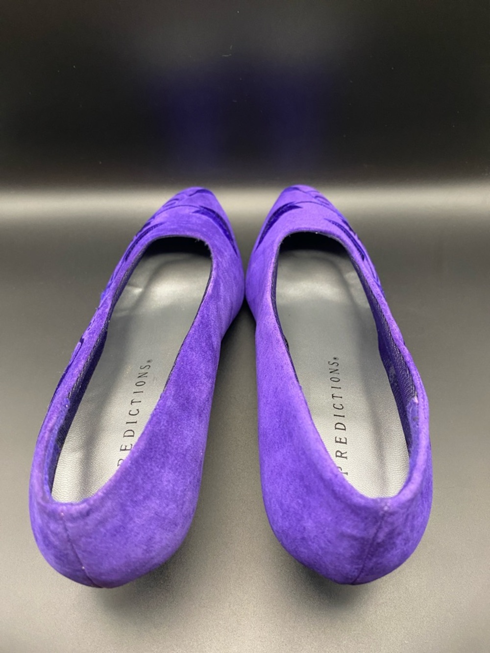 Vintage Predictions Purple Suede and Purple Embroidery Pumps - Picture 4 of 10